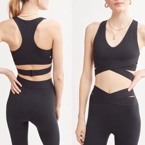 Three Sets Black/Brown Leggings and Tops bandier sizing  in description